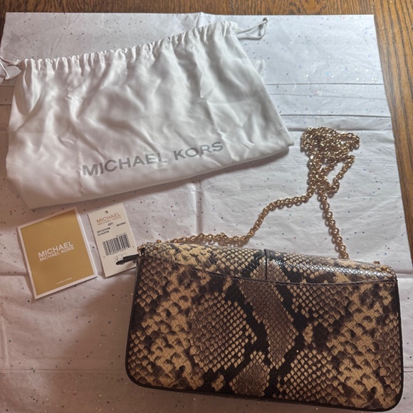 Michael Kors Izzy Crossbody Clutch - Picture 5 of 7